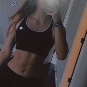 CHAMPION black sports bra🖤